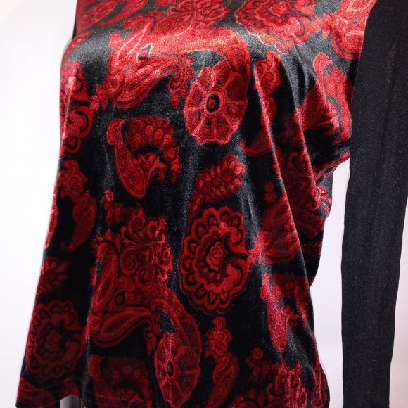 stretchy velvet floral print top with sheer sleeves & boat neck - Picture 4 of 13